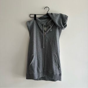 RVCA grey hoodie vest